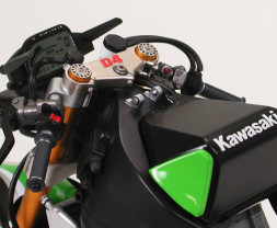 1:12 Kawasaki Ninja ZX-RR