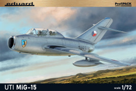 1:72 MiG-15 UTI (ProfiPACK kiadás)