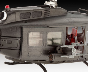 1:100 Bell UH-1H harci helikopter