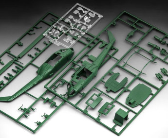1:100 Bell UH-1H harci helikopter