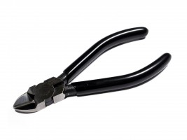 Oldalvágó fogó (műanyagokhoz és lágy fémekhez)