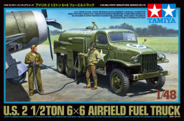 1:48 US 2 1/2 tonnás 6x6 repülőtéri üzemanyag-szállító teherautó