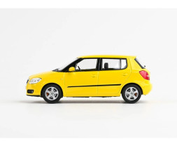1:43 Skoda Fabia II (2006) – sárga Sprint