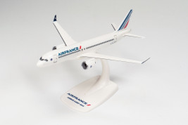 1:200 Airbus A220-300, Air France, 2010-es évekbeli színek (Snap-Fit)