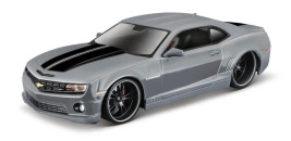 1:24 Chevrolet Camaro, 2010 (összeszerelő sor)
