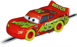 1:43 Carrera GO!!!/GO!!! Plus - Villám McQueen Világító Versenyautó