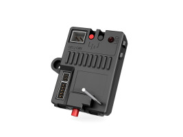 RC autó Nagysebességű autó 4WD 2.4GHz RTR: Vezérlőegység