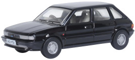 1:76 Austin Maestro Fekete