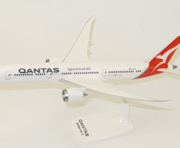 1:200 Boeing 787-9, Qantas Airways, 2010-es évekbeli színek (Snap-Fit)