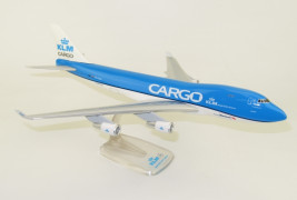 1:250 Boeing 747-406ERF, KLM Royal Dutch Airlines, KLM Cargo színek (Snap-Fit)