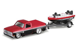 1:64 Maisto Design Tow+Go Chevy 1500 és utánfutó hajóval