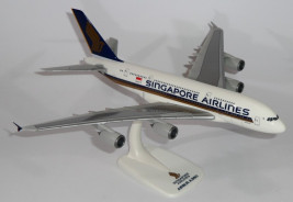 1:250 Airbus A380-841, Singapore Airlines, 2000-es évekbeli színek (Snap-Fit)