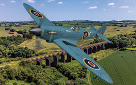 1:72 Supermarine Spitfire PR.XIX - G-RRGN PS853 - Rolls-Royce Heritage Hangaraircraft