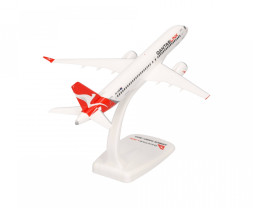 1:200 Airbus A220-300 (BD-500-1A11), QantasLink, 2010-es évekbeli színek, Koala (Snap-Fit)