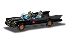 1:46 Batmobile Batmannel és Robinnal (1966)
