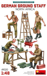 1:48 German Ground Staff w/ Accessories, North Africa