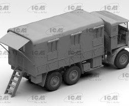 1:35 Monty irodája lakókocsi