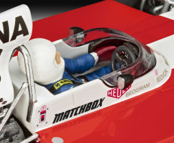 1:32 Surtees TS16/03