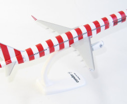 1:200 Boeing B757-330(WL) Condor ″Condor Passion″ Colors (Snap-Fit)
