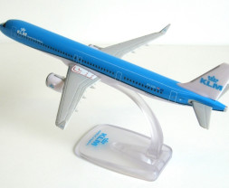 1:200 Airbus A321-252NX KLM Royal Dutch Airlines ″2018s″ Colors, Named ″Koninginnepage / Swallowtail″