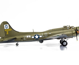 1:72 B-17F Flying Fortress 'Royal Flush' - 8th Air Force - Lt Robert ″Rosie″ Rosenthal
