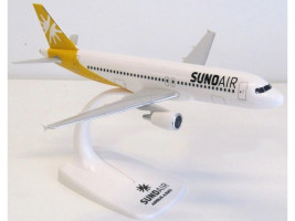 1:200 Airbus A320-214 Sundair