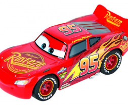 Autodráha Carrera Speed Arena – Disney Cars, délka 2,77 m