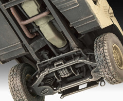 1:35 HMMWV M1097A2