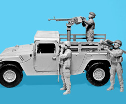 1:35 Drone Hunters Diorama Set