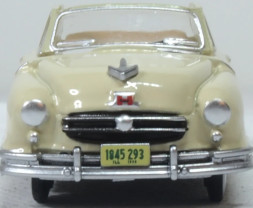 1:87 Nash Rambler Custom Landau Convertible Open 1950 Champagne Ivory