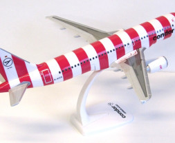 1:100 Airbus A320-214 Condor ″Breast Cancer Awareness″ Colors (Snap-Fit)