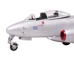 1:32 Gloster Meteor F.8/FR.9 (First Edition) 