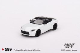 1:64 Nissan Z Performance 2023 Everest White