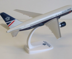 1:200 Boeing B767-2B7ER British Airways ″Landor″ Colors (Snap-Fit)