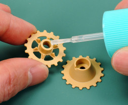 Tamiya Cement - Low Odor (40 ml)