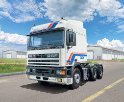 1:24 DAF 95 Master teherautó