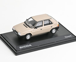 1:43 Skoda Favorit 136L (1988) – bézs