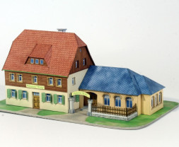 1:100 Vendéglátás Lípánál és Karosa LC 735 távolsági busz (kivágás)