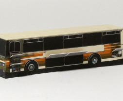1:100 Vendéglátás Lípánál és Karosa LC 735 távolsági busz (kivágás)