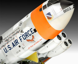 1:72 Boeing NB-52D Stratofortress & X-15 (Platinum Edition)