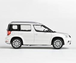 1:43 Skoda Yeti FL (2013) – biel Candy