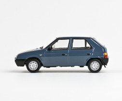 1:43 Škoda Favorit 136L (1988) – sötétszürke kék