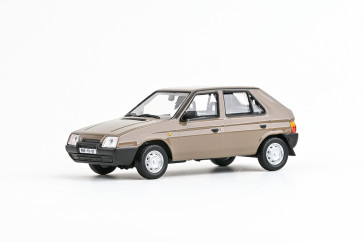 1:43 Skoda Favorit 136L (1988) - Barna kő