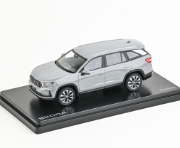1:43 Škoda Kodiaq II (2023) - Szürke acél